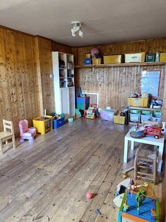 Y Doc At World Horizons Community Hub Vandrerhjem Llanelli Eksteriør bilde